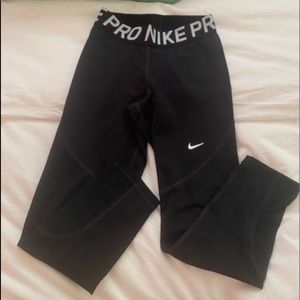 nike pro workout leggings